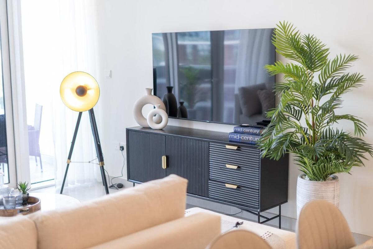 Charming 2-bedroom At 1 Residences, Near Zabeel Park! Dubai